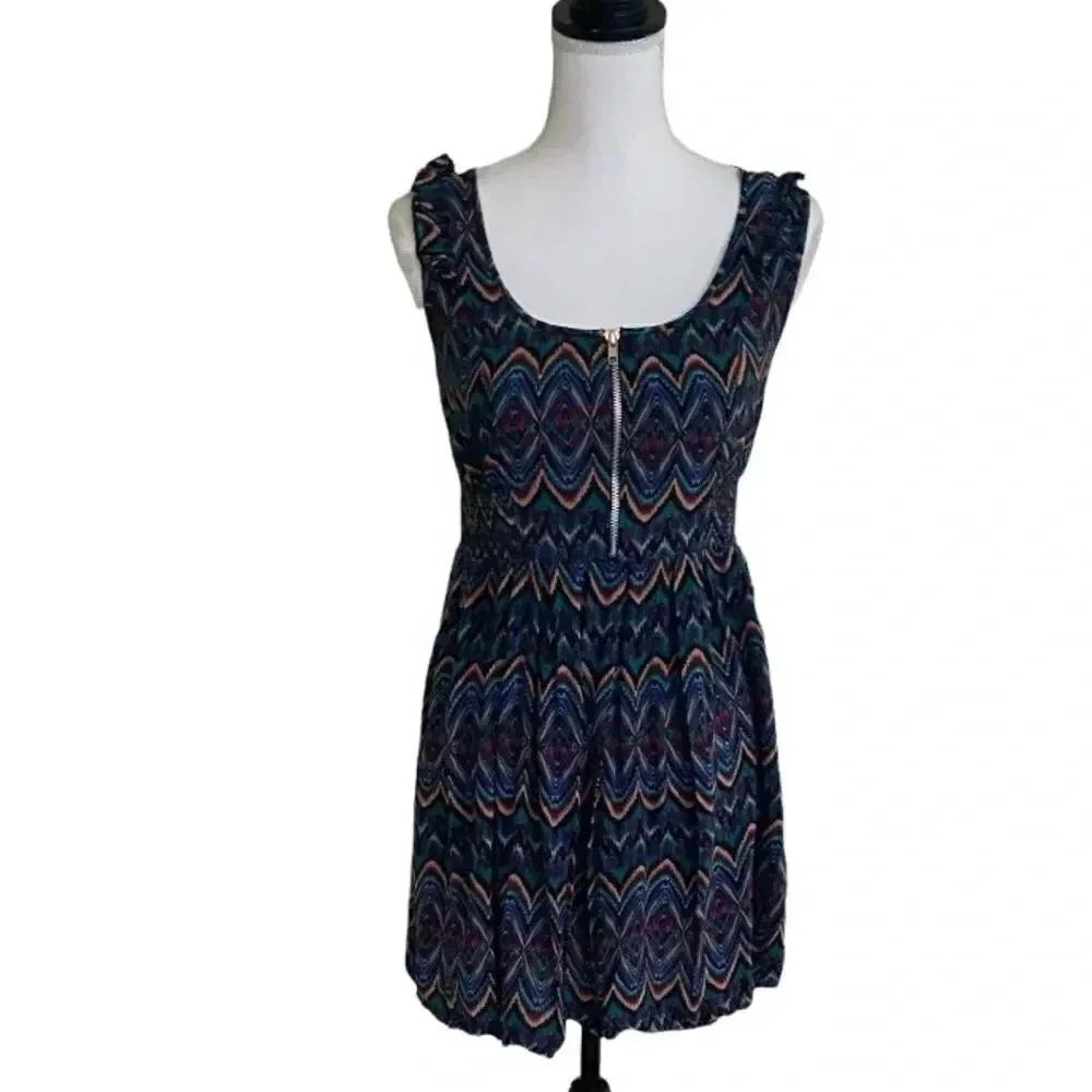 Kirra front zip multicolored mini dress EUC size M